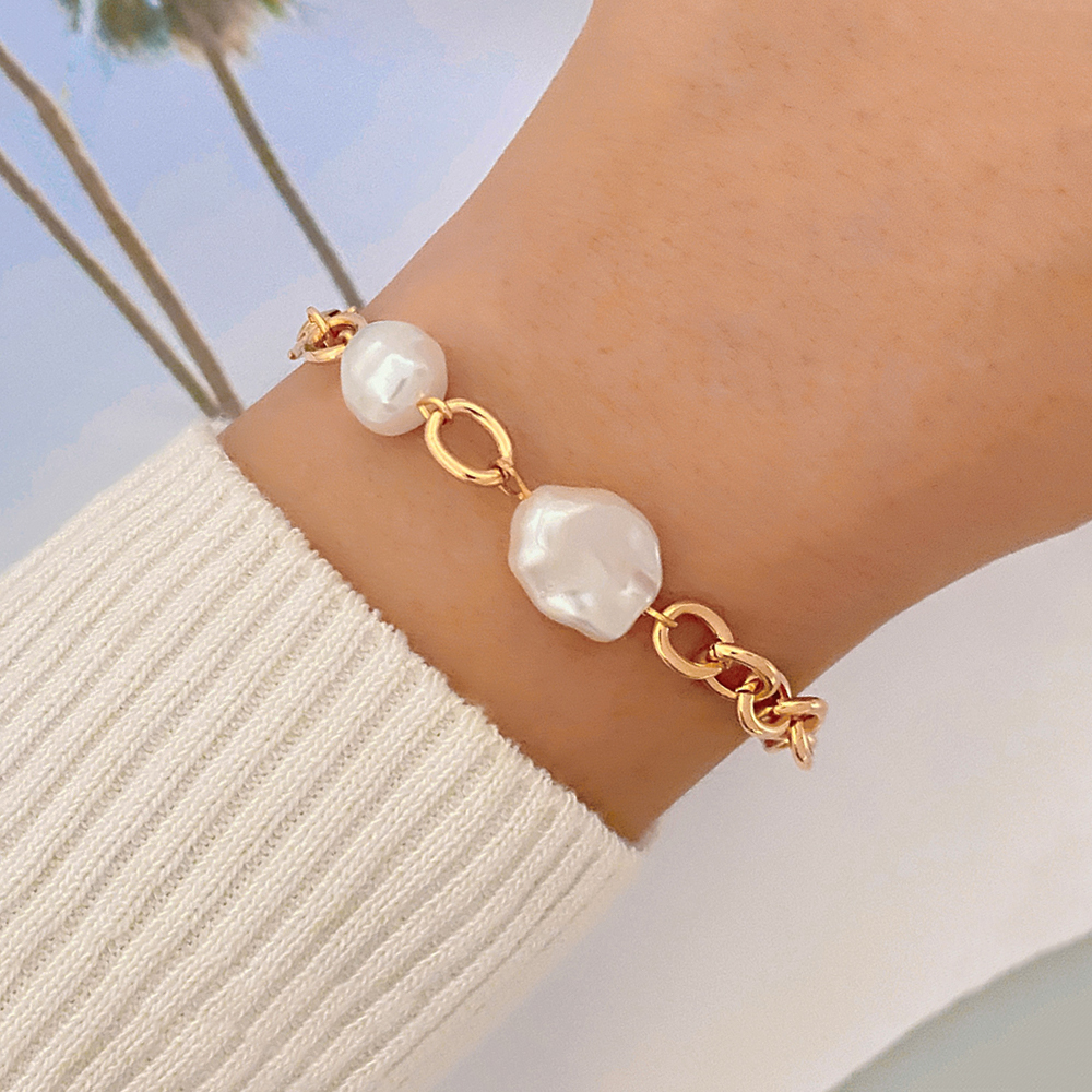 IFMIA  Lady Gold Color Metal Chain Cuff Bracelet Woman Simple  Pearl Bracelet for Women Wedding Jewelry Female