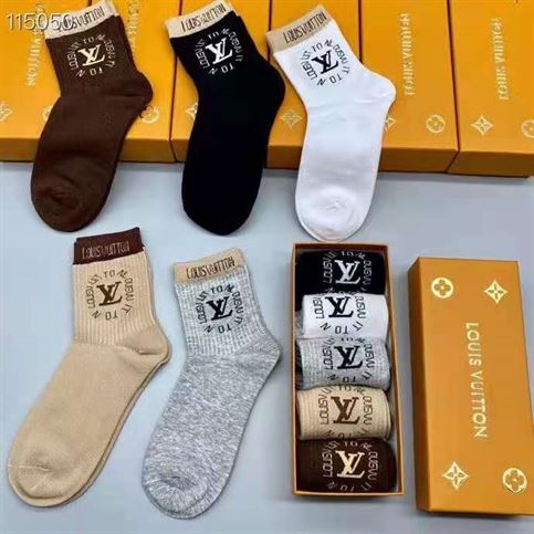 LOUIS VUITTON SOCKS – LVSS23